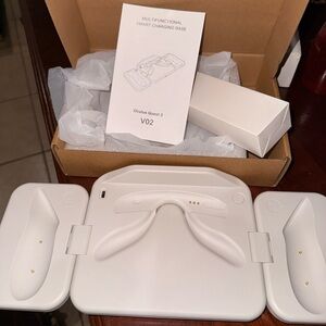 Oculus Quest 3 Charging Dock - White